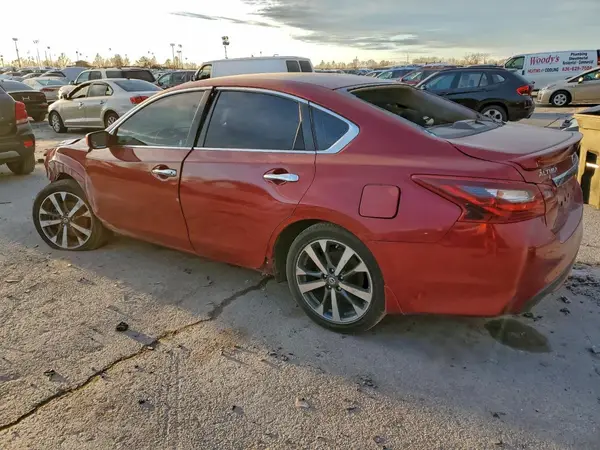 1N4AL3AP1HC470823 2017 NISSAN ALTIMA - Image 2