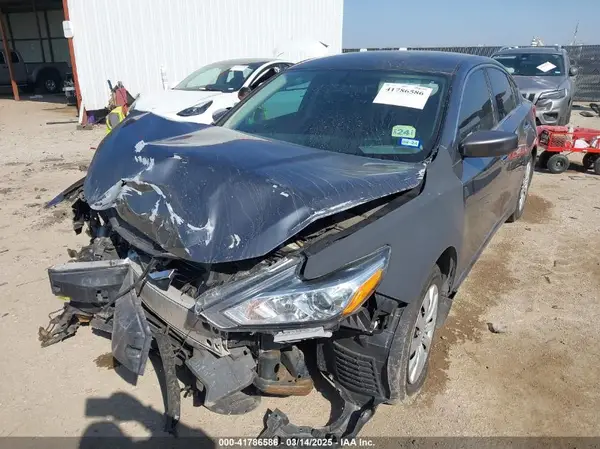 1N4AL3AP1HC472572 2017 NISSAN ALTIMA - Image 2