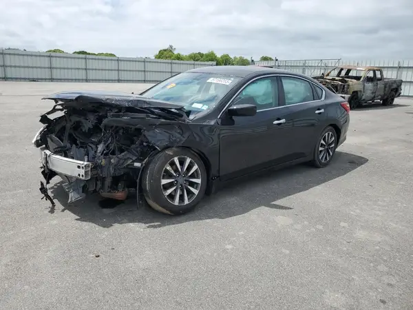 1N4AL3AP1HC473186 2017 NISSAN ALTIMA - Image 1