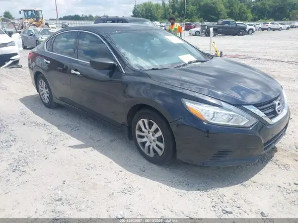 1N4AL3AP1HC473625 2017 NISSAN ALTIMA - Image 1