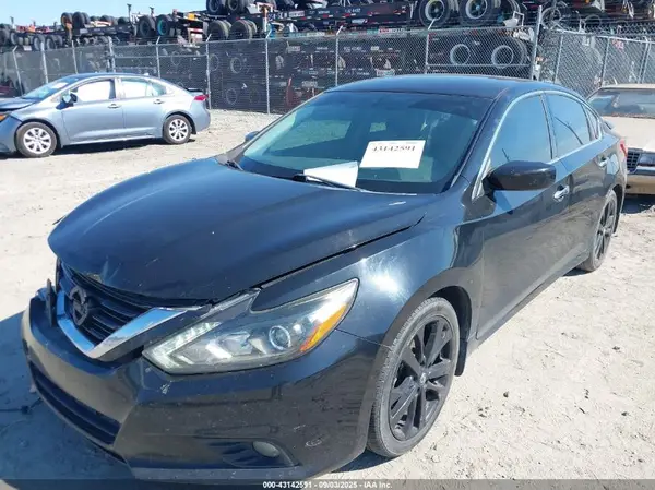 1N4AL3AP1HC474323 2017 NISSAN ALTIMA - Image 2