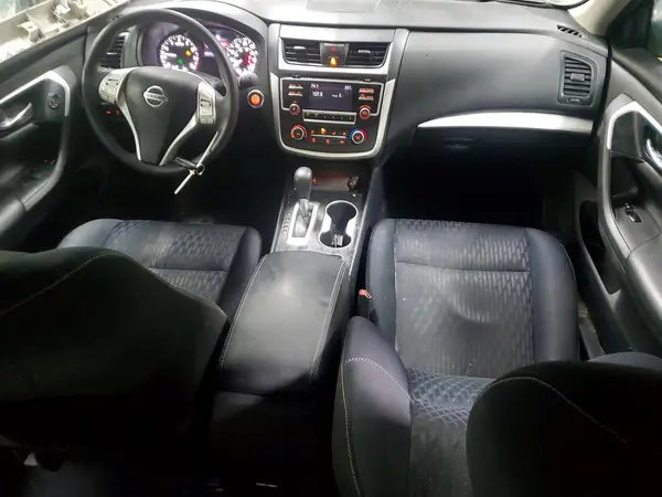 1N4AL3AP1HC475584 2017 NISSAN ALTIMA - Image 8