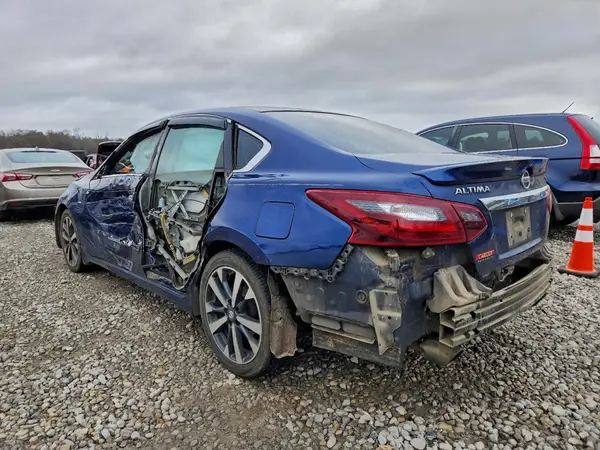 1N4AL3AP1HC477268 2017 NISSAN ALTIMA - Image 2