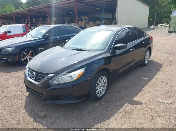 1N4AL3AP1HC478405 2017 NISSAN ALTIMA - Image 2