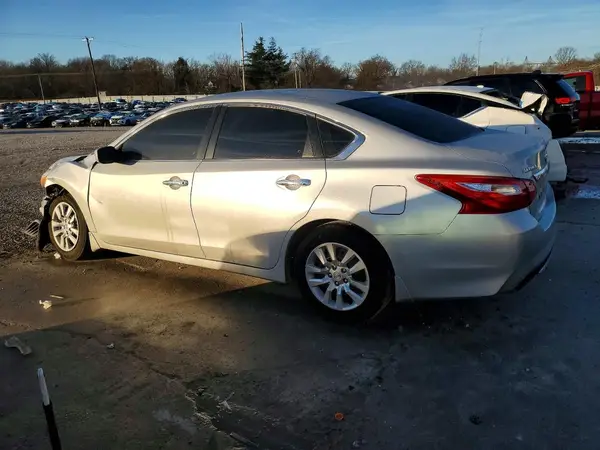 1N4AL3AP1HC482258 2017 NISSAN ALTIMA - Image 2