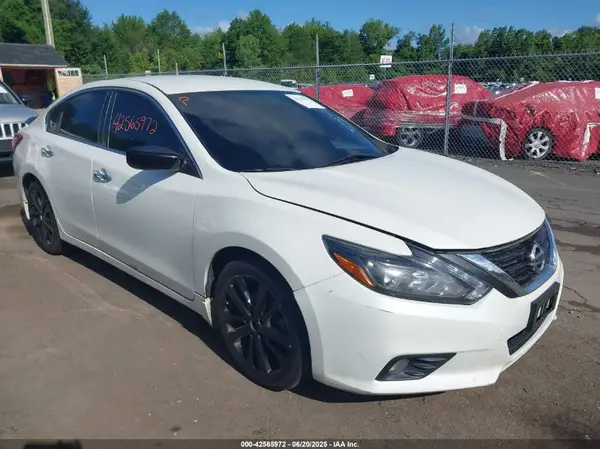 1N4AL3AP1HC482793 2017 NISSAN ALTIMA - Image 1