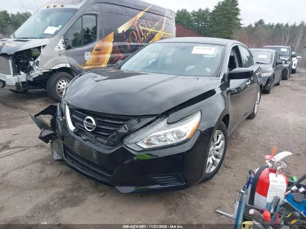 1N4AL3AP1HC484107 2017 NISSAN ALTIMA - Image 2