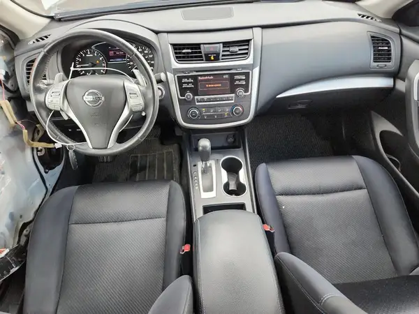 1N4AL3AP1HC486455 2017 NISSAN ALTIMA - Image 8