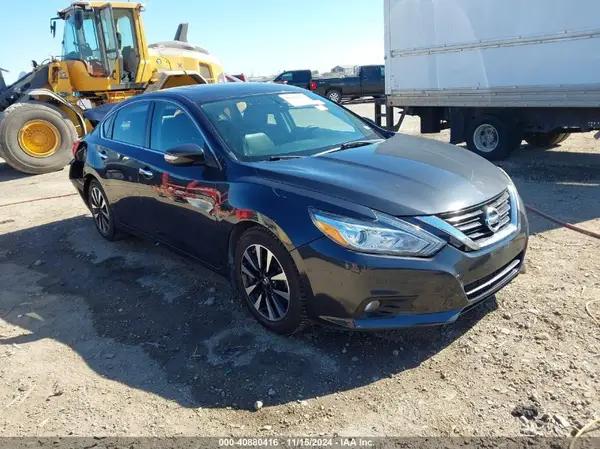 1N4AL3AP1HC493633 2017 NISSAN ALTIMA - Image 1