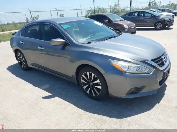 1N4AL3AP1HC493809 2017 NISSAN ALTIMA - Image 1