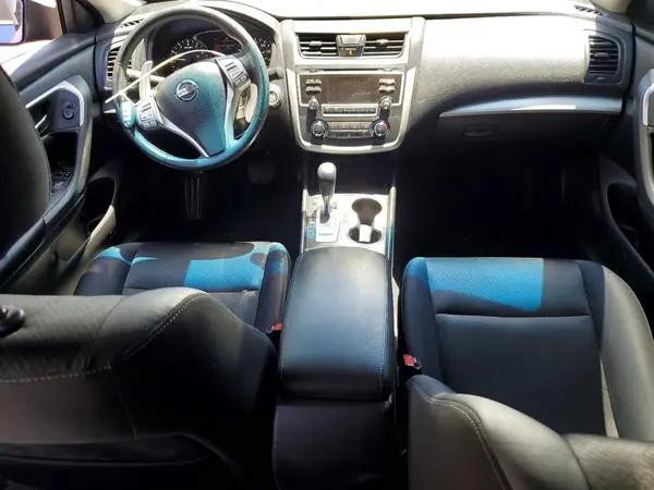 1N4AL3AP1HC495415 2017 NISSAN ALTIMA - Image 8