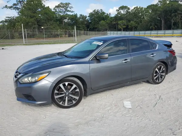 1N4AL3AP1HC498041 2017 NISSAN ALTIMA - Image 1
