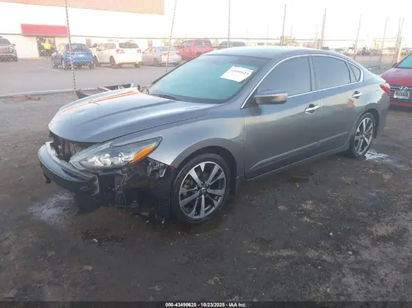 1N4AL3AP1HC498153 2017 NISSAN ALTIMA - Image 2