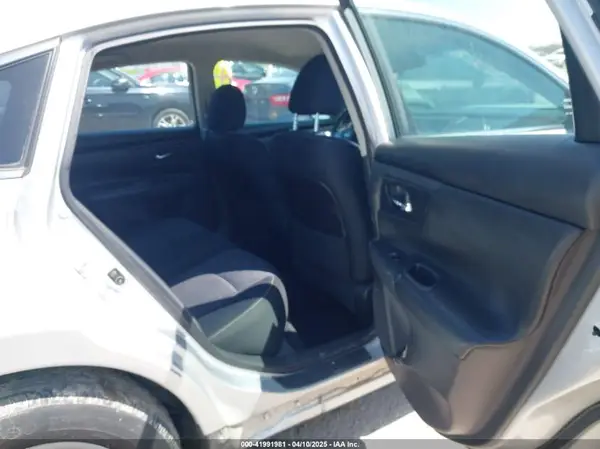 1N4AL3AP1HC498279 2017 NISSAN ALTIMA - Image 8