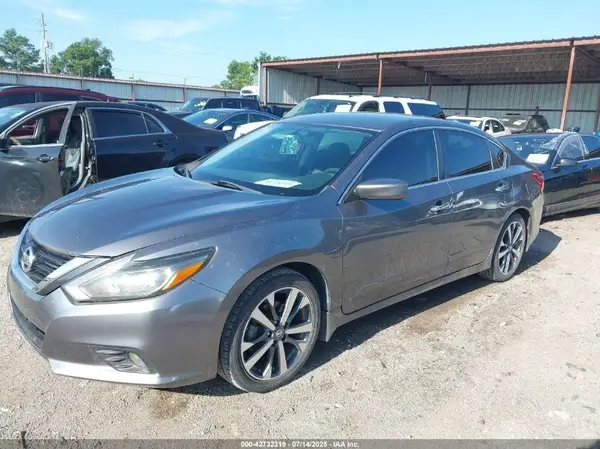 1N4AL3AP1HC499027 2017 NISSAN ALTIMA - Image 2