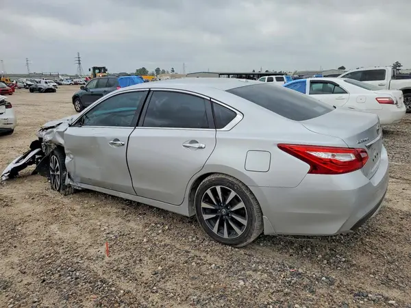 1N4AL3AP1HC499397 2017 NISSAN ALTIMA - Image 2