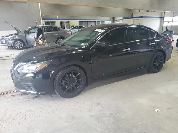 1N4AL3AP1HC499514 2017 NISSAN ALTIMA - Image 1