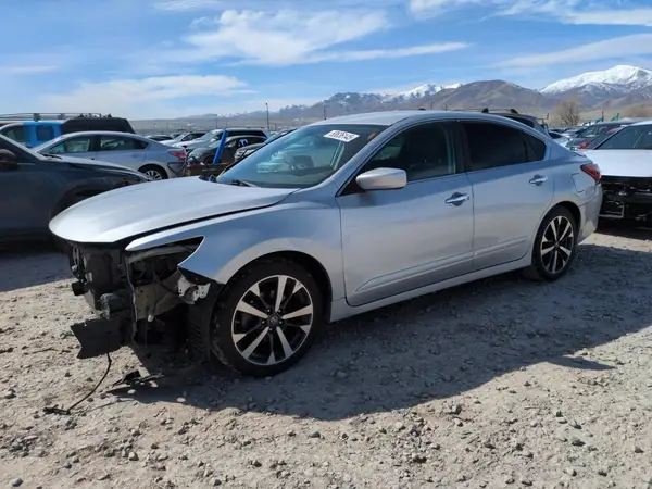 1N4AL3AP1HN302197 2017 NISSAN ALTIMA - Image 1