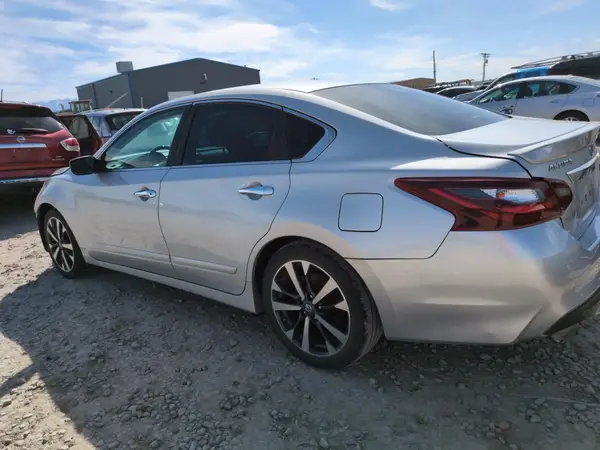 1N4AL3AP1HN302197 2017 NISSAN ALTIMA - Image 2