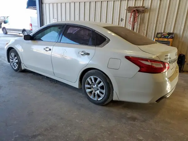 1N4AL3AP1HN305794 2017 NISSAN ALTIMA - Image 2