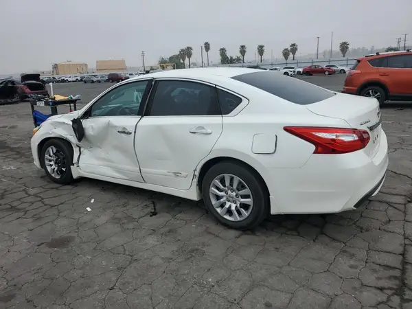1N4AL3AP1HN306184 2017 NISSAN ALTIMA - Image 2