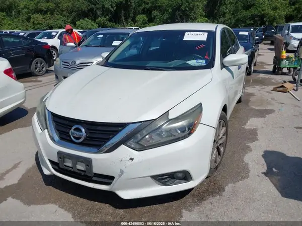 1N4AL3AP1HN310252 2017 NISSAN ALTIMA - Image 2