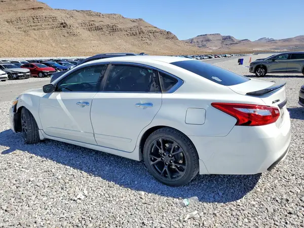 1N4AL3AP1HN310736 2017 NISSAN ALTIMA - Image 2