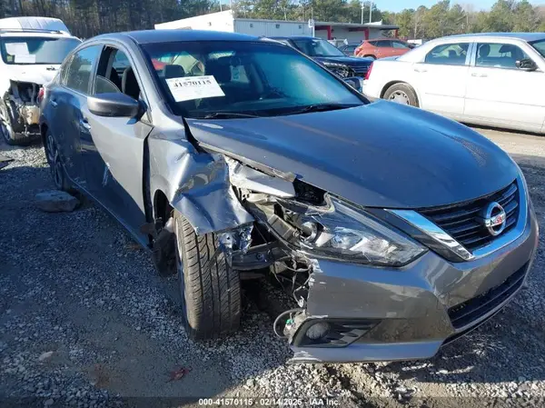 1N4AL3AP1HN316097 2017 NISSAN ALTIMA - Image 1
