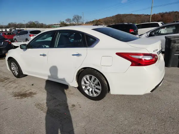 1N4AL3AP1HN316214 2017 NISSAN ALTIMA - Image 2