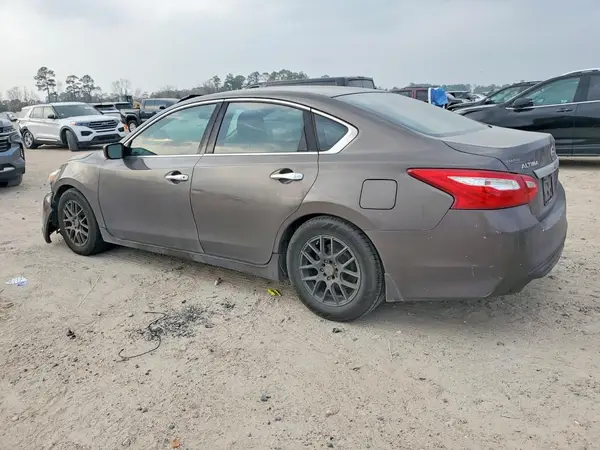 1N4AL3AP1HN317220 2017 NISSAN ALTIMA - Image 2