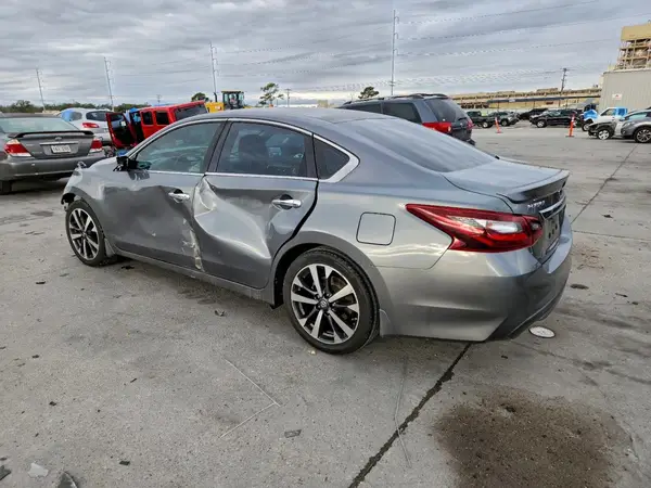 1N4AL3AP1HN318724 2017 NISSAN ALTIMA - Image 2