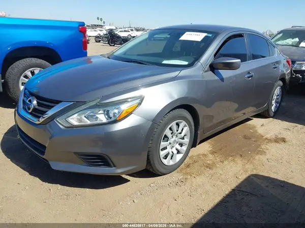 1N4AL3AP1HN320635 2017 NISSAN ALTIMA - Image 2