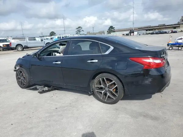 1N4AL3AP1HN325429 2017 NISSAN ALTIMA - Image 2