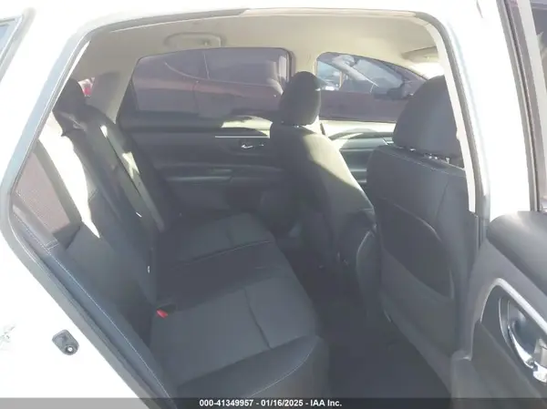 1N4AL3AP1HN327035 2017 NISSAN ALTIMA - Image 8