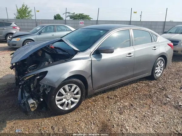 1N4AL3AP1HN327682 2017 NISSAN ALTIMA - Image 2