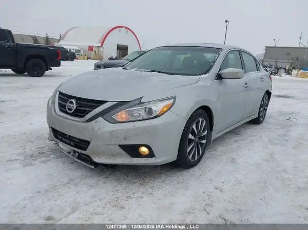 1N4AL3AP1HN329996 2017 NISSAN ALTIMA - Image 2