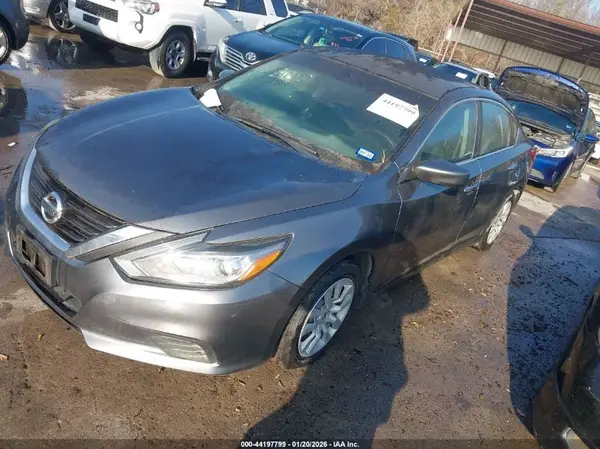 1N4AL3AP1HN331232 2017 NISSAN ALTIMA - Image 2
