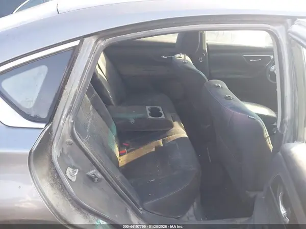 1N4AL3AP1HN331232 2017 NISSAN ALTIMA - Image 8