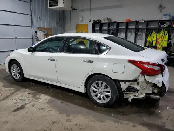 1N4AL3AP1HN332879 2017 NISSAN ALTIMA - Image 2