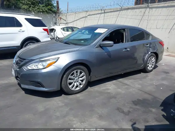 1N4AL3AP1HN335149 2017 NISSAN ALTIMA - Image 2