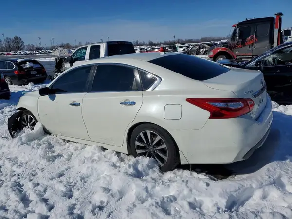 1N4AL3AP1HN338536 2017 NISSAN ALTIMA - Image 2
