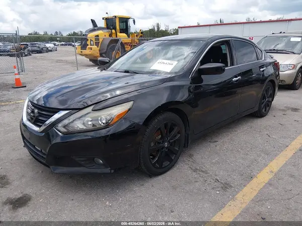 1N4AL3AP1HN340321 2017 NISSAN ALTIMA - Image 2