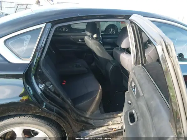 1N4AL3AP1HN341386 2017 NISSAN ALTIMA - Image 8