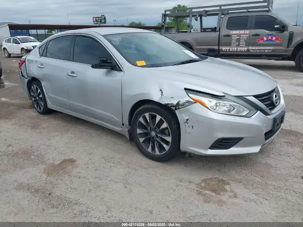 1N4AL3AP1HN345664 2017 NISSAN ALTIMA - Image 1