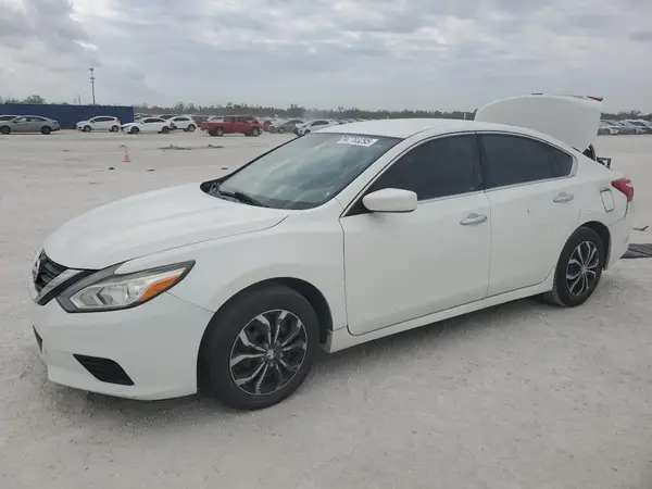 1N4AL3AP1HN355465 2017 NISSAN ALTIMA - Image 1