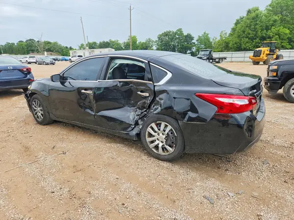 1N4AL3AP1HN358494 2017 NISSAN ALTIMA - Image 2