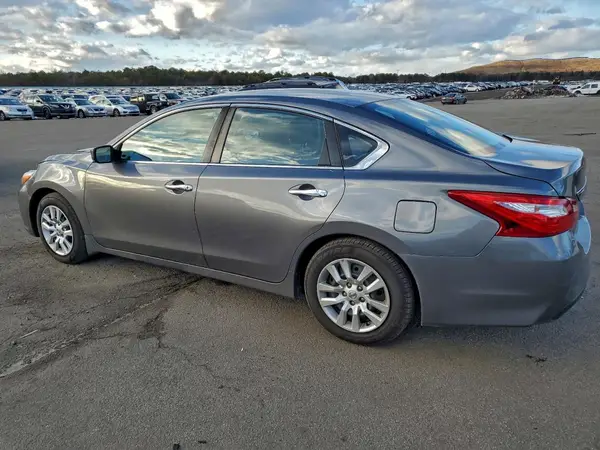 1N4AL3AP1HN359645 2017 NISSAN ALTIMA - Image 2