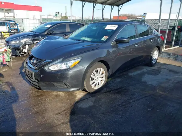 1N4AL3AP1HN362853 2017 NISSAN ALTIMA - Image 2