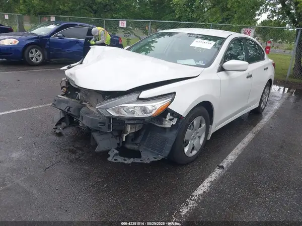 1N4AL3AP1HN364800 2017 NISSAN ALTIMA - Image 2