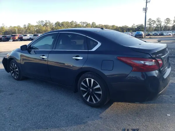 1N4AL3AP1JC101630 2018 NISSAN ALTIMA - Image 2
